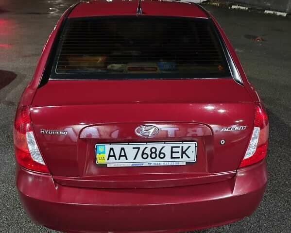 Красный Хендай Акцент, объемом двигателя 1.4 л и пробегом 274 тыс. км за 4500 $, фото 1 на Automoto.ua