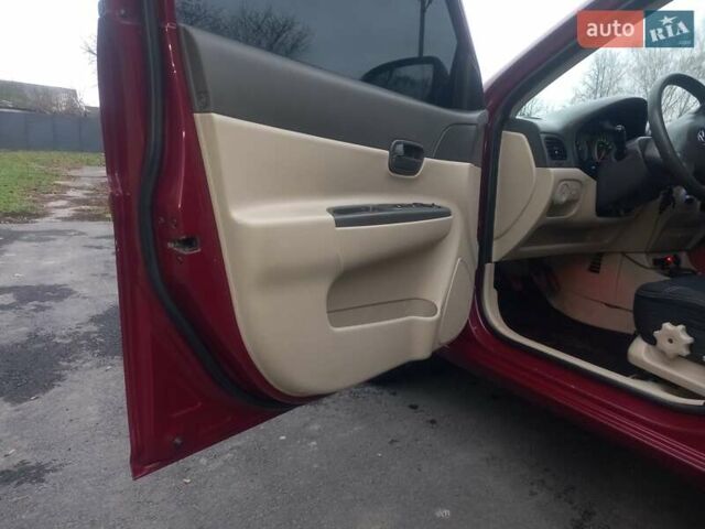 Красный Хендай Акцент, объемом двигателя 1.4 л и пробегом 200 тыс. км за 4100 $, фото 16 на Automoto.ua