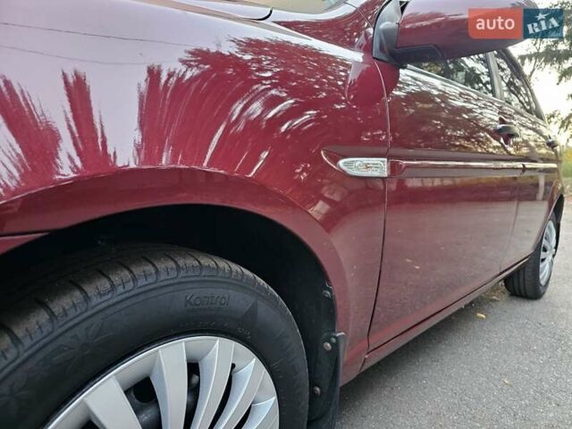 Хендай Акцент 2007 в Харькове на Automoto.ua Красный Хендай Акцент, объемом двигателя 1.4 л и пробегом 143 тыс. км за 4750 $, фото 6 на Automoto.ua