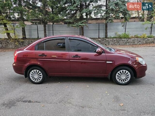 Хендай Акцент 2007 в Харькове на Automoto.ua Красный Хендай Акцент, объемом двигателя 1.4 л и пробегом 143 тыс. км за 4750 $, фото 4 на Automoto.ua
