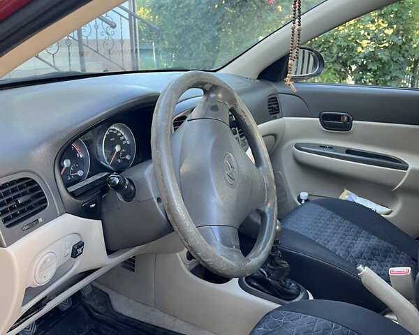 Червоний Хендай Акцент, об'ємом двигуна 1.4 л та пробігом 181 тис. км за 4800 $, фото 10 на Automoto.ua