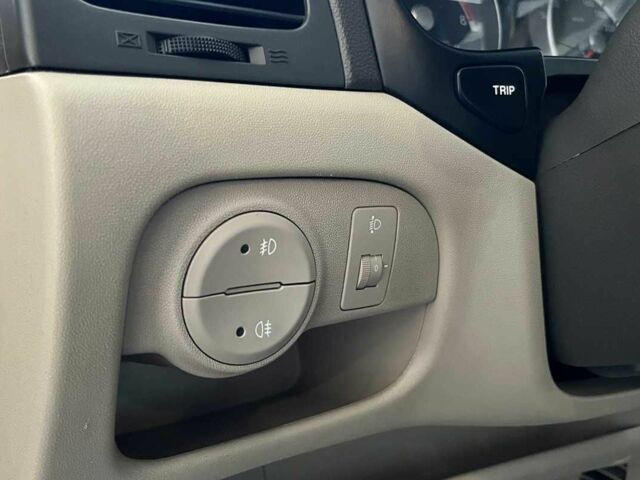 Красный Хендай Акцент, объемом двигателя 1.4 л и пробегом 233 тыс. км за 5000 $, фото 11 на Automoto.ua