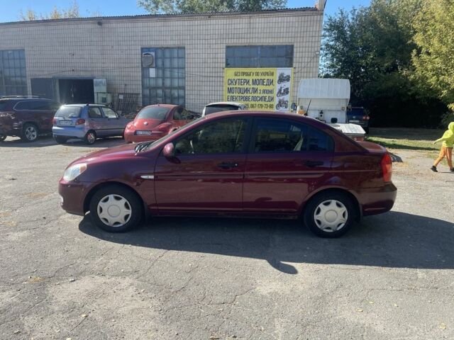 Красный Хендай Акцент, объемом двигателя 1.4 л и пробегом 150 тыс. км за 5300 $, фото 3 на Automoto.ua