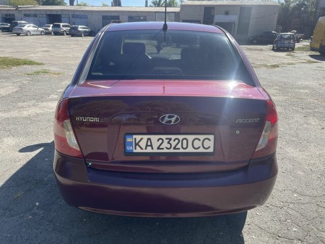 Красный Хендай Акцент, объемом двигателя 1.4 л и пробегом 150 тыс. км за 5300 $, фото 5 на Automoto.ua