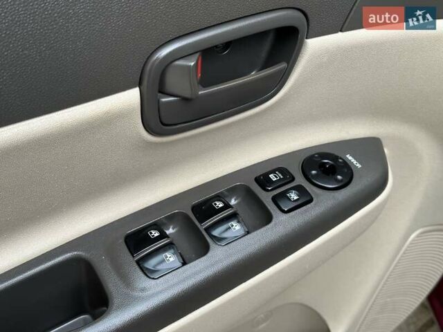 Красный Хендай Акцент, объемом двигателя 1.49 л и пробегом 165 тыс. км за 5550 $, фото 54 на Automoto.ua