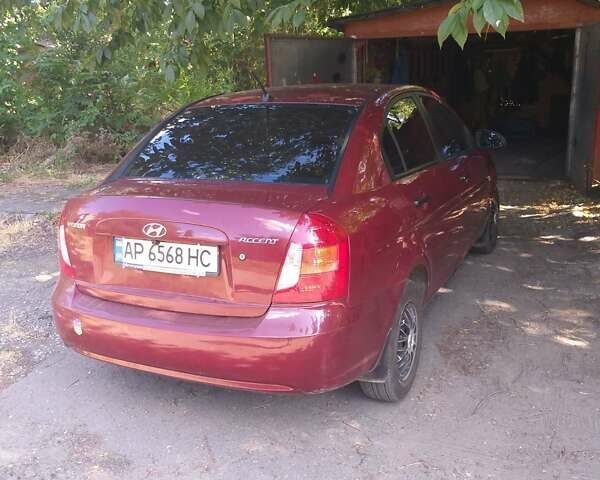 Червоний Хендай Акцент, об'ємом двигуна 1.4 л та пробігом 178 тис. км за 3000 $, фото 6 на Automoto.ua