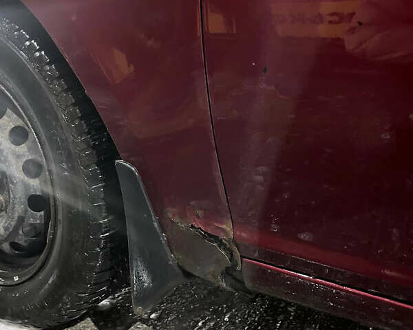 Червоний Хендай Акцент, об'ємом двигуна 1.6 л та пробігом 196 тис. км за 5800 $, фото 9 на Automoto.ua