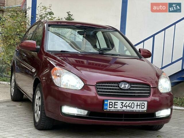Червоний Хендай Акцент, об'ємом двигуна 1.49 л та пробігом 165 тис. км за 5450 $, фото 1 на Automoto.ua