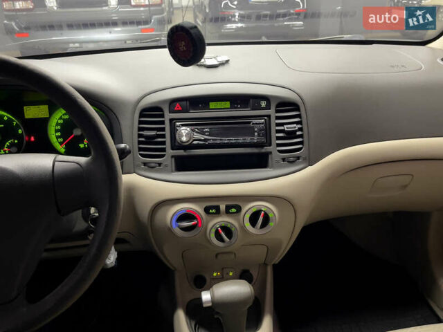 Червоний Хендай Акцент, об'ємом двигуна 1.4 л та пробігом 122 тис. км за 5800 $, фото 16 на Automoto.ua