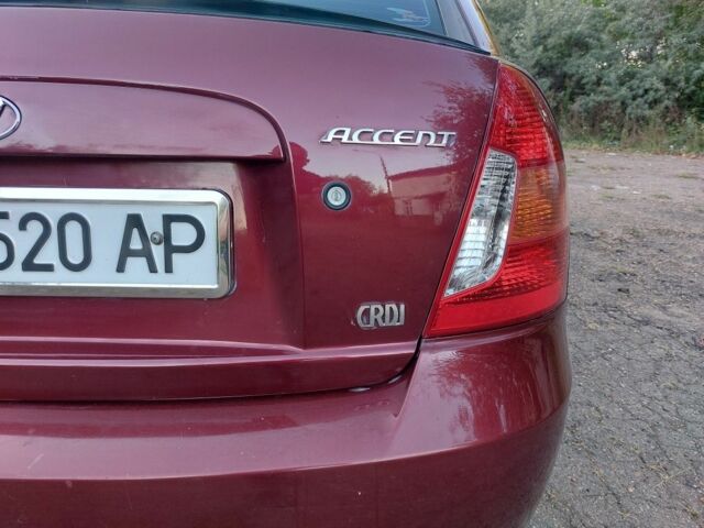 Красный Хендай Акцент, объемом двигателя 1.5 л и пробегом 250 тыс. км за 4450 $, фото 17 на Automoto.ua