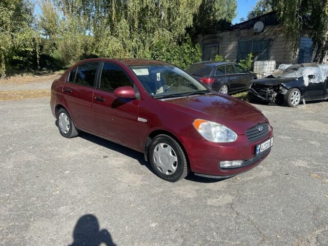 Красный Хендай Акцент, объемом двигателя 1.4 л и пробегом 150 тыс. км за 5300 $, фото 1 на Automoto.ua