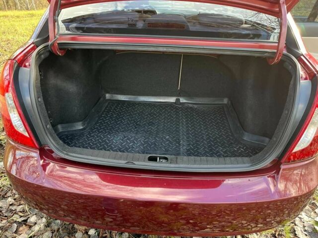 Червоний Хендай Акцент, об'ємом двигуна 1.5 л та пробігом 288 тис. км за 5650 $, фото 4 на Automoto.ua