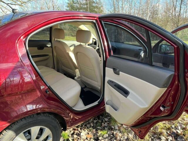 Червоний Хендай Акцент, об'ємом двигуна 1.5 л та пробігом 288 тис. км за 5650 $, фото 3 на Automoto.ua