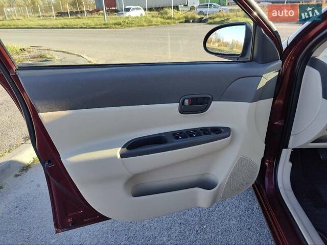 Червоний Хендай Акцент, об'ємом двигуна 1.4 л та пробігом 168 тис. км за 3900 $, фото 20 на Automoto.ua