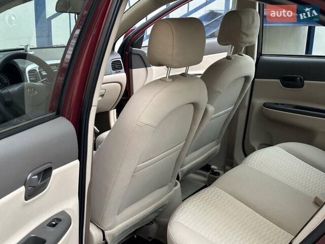 Червоний Хендай Акцент, об'ємом двигуна 1.49 л та пробігом 165 тис. км за 5450 $, фото 39 на Automoto.ua