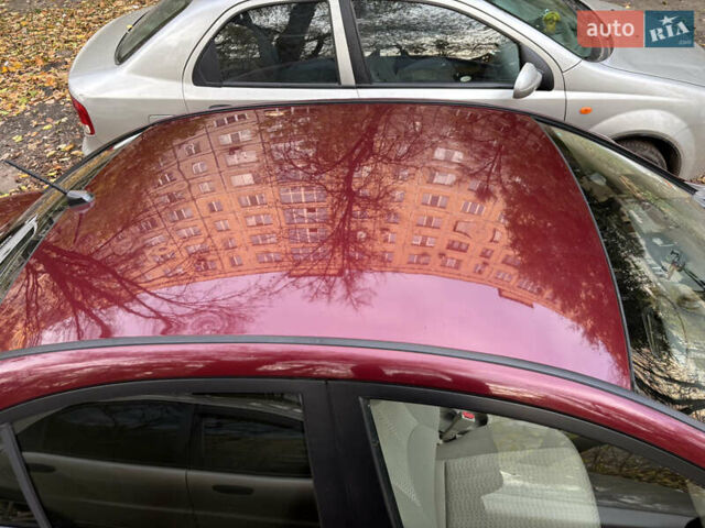Красный Хендай Акцент, объемом двигателя 1.4 л и пробегом 200 тыс. км за 4750 $, фото 25 на Automoto.ua