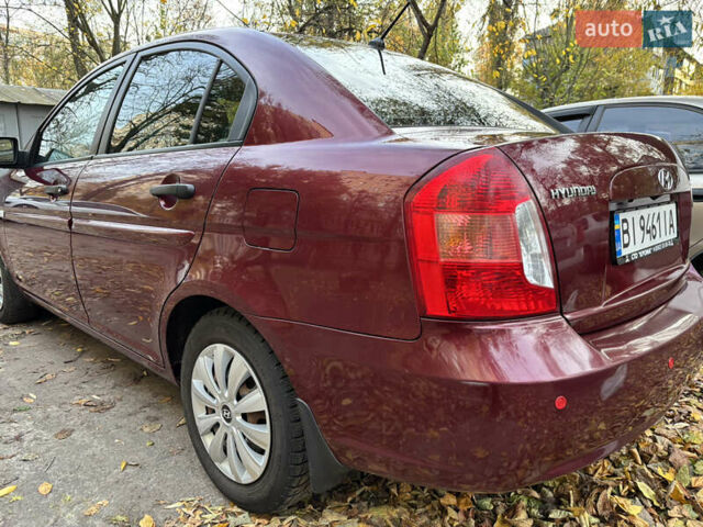 Красный Хендай Акцент, объемом двигателя 1.4 л и пробегом 200 тыс. км за 4750 $, фото 10 на Automoto.ua