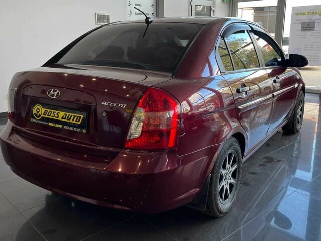 Красный Хендай Акцент, объемом двигателя 1.4 л и пробегом 233 тыс. км за 5000 $, фото 6 на Automoto.ua