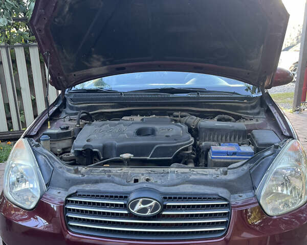 Червоний Хендай Акцент, об'ємом двигуна 1.4 л та пробігом 181 тис. км за 4800 $, фото 6 на Automoto.ua