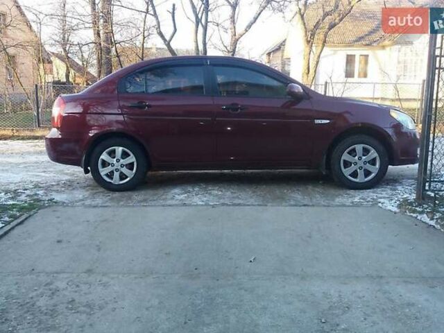 Красный Хендай Акцент, объемом двигателя 1.4 л и пробегом 244 тыс. км за 5200 $, фото 3 на Automoto.ua