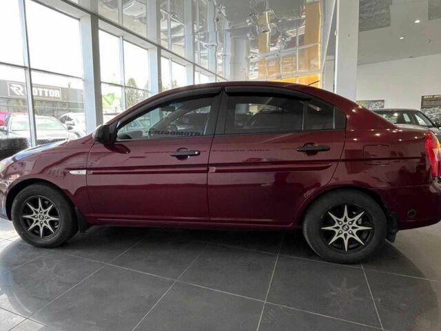 Красный Хендай Акцент, объемом двигателя 1.4 л и пробегом 233 тыс. км за 5000 $, фото 3 на Automoto.ua