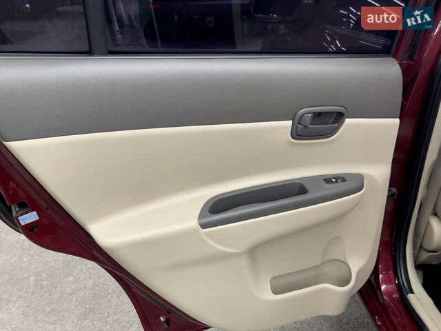 Червоний Хендай Акцент, об'ємом двигуна 1.4 л та пробігом 122 тис. км за 5800 $, фото 13 на Automoto.ua