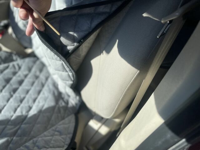 Красный Хендай Акцент, объемом двигателя 1.4 л и пробегом 150 тыс. км за 5300 $, фото 20 на Automoto.ua