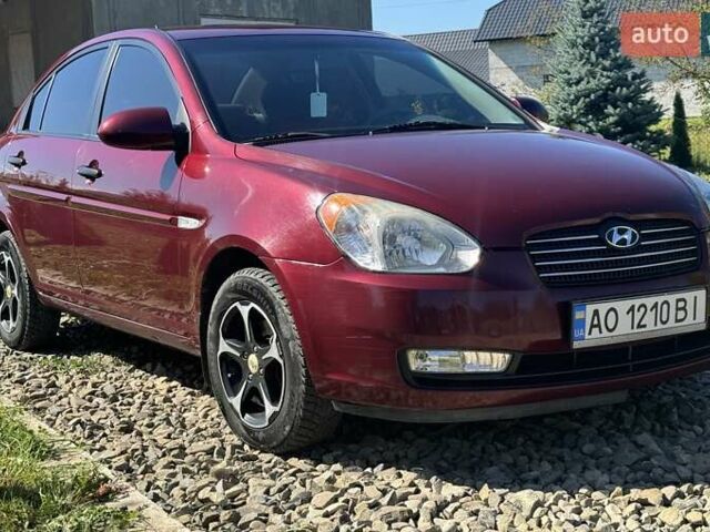 Червоний Хендай Акцент, об'ємом двигуна 1.4 л та пробігом 135 тис. км за 5200 $, фото 3 на Automoto.ua