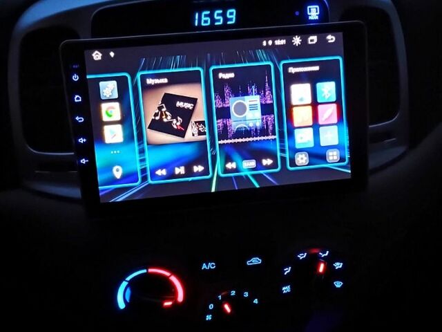 Червоний Хендай Акцент, об'ємом двигуна 1.5 л та пробігом 145 тис. км за 6150 $, фото 7 на Automoto.ua