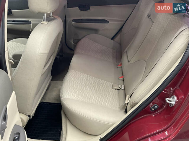 Червоний Хендай Акцент, об'ємом двигуна 1.4 л та пробігом 122 тис. км за 5800 $, фото 14 на Automoto.ua