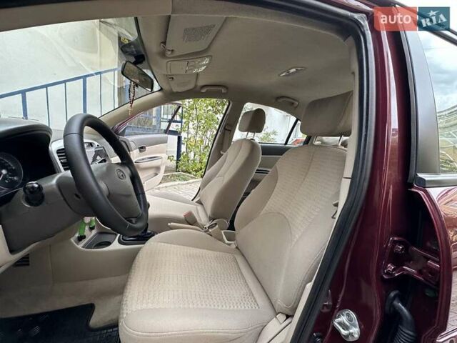 Красный Хендай Акцент, объемом двигателя 1.49 л и пробегом 165 тыс. км за 5550 $, фото 45 на Automoto.ua