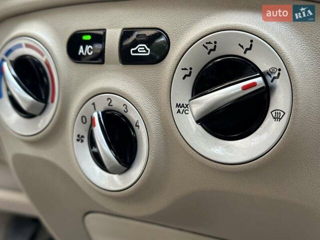 Червоний Хендай Акцент, об'ємом двигуна 1.49 л та пробігом 165 тис. км за 5450 $, фото 42 на Automoto.ua