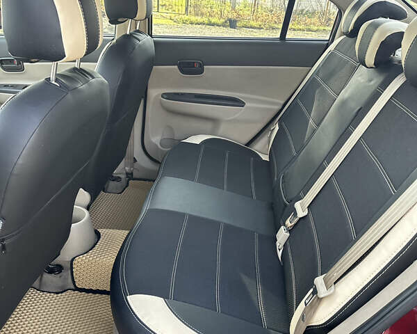 Красный Хендай Акцент, объемом двигателя 1.4 л и пробегом 79 тыс. км за 5399 $, фото 14 на Automoto.ua