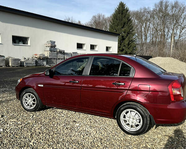 Красный Хендай Акцент, объемом двигателя 1.4 л и пробегом 79 тыс. км за 5399 $, фото 6 на Automoto.ua