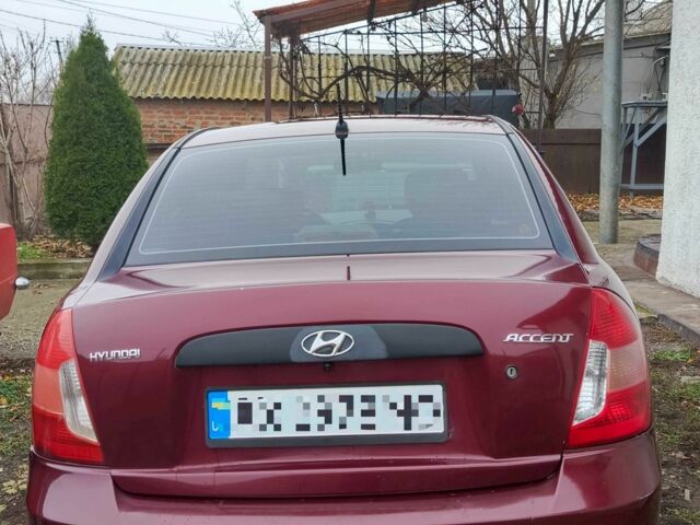Червоний Хендай Акцент, об'ємом двигуна 1.4 л та пробігом 229 тис. км за 4700 $, фото 3 на Automoto.ua