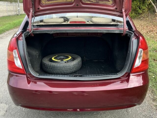 Хендай Акцент 2009 у Запоріжжя на Automoto.ua Червоний Хендай Акцент, об'ємом двигуна 1.4 л та пробігом 215 тис. км за 4250 $, фото 15 на Automoto.ua