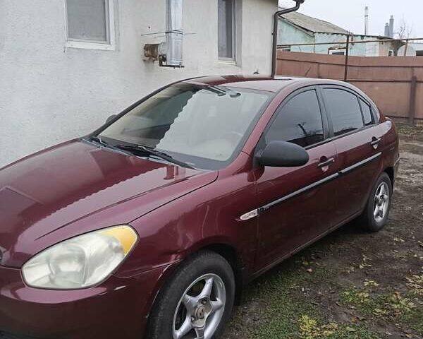 Красный Хендай Акцент, объемом двигателя 1.4 л и пробегом 228 тыс. км за 4700 $, фото 1 на Automoto.ua
