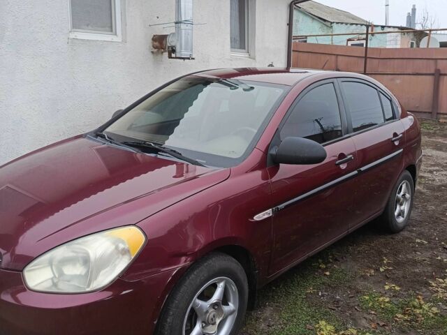 Червоний Хендай Акцент, об'ємом двигуна 1.4 л та пробігом 229 тис. км за 4700 $, фото 1 на Automoto.ua