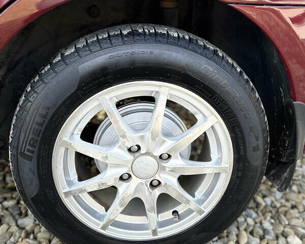 Красный Хендай Акцент, объемом двигателя 1.4 л и пробегом 79 тыс. км за 5399 $, фото 12 на Automoto.ua