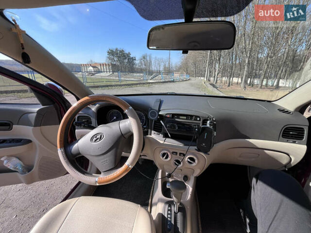 Красный Хендай Акцент, объемом двигателя 1.4 л и пробегом 163 тыс. км за 6100 $, фото 20 на Automoto.ua