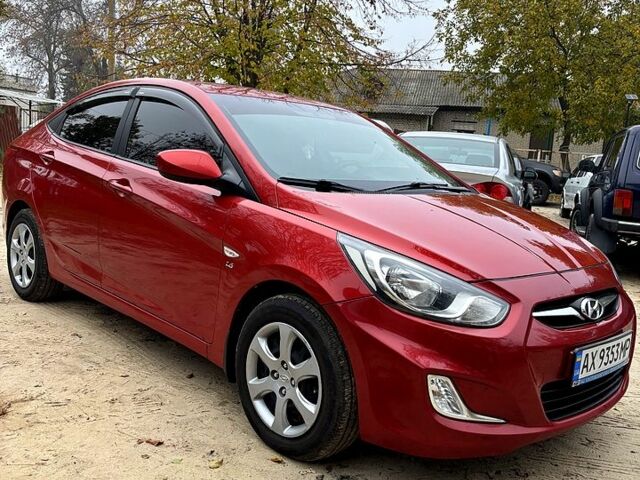 Хендай Акцент 2011 в Красноград на Automoto.ua Красный Хендай Акцент, объемом двигателя 1.6 л и пробегом 211 тыс. км за 6500 $, фото 6 на Automoto.ua
