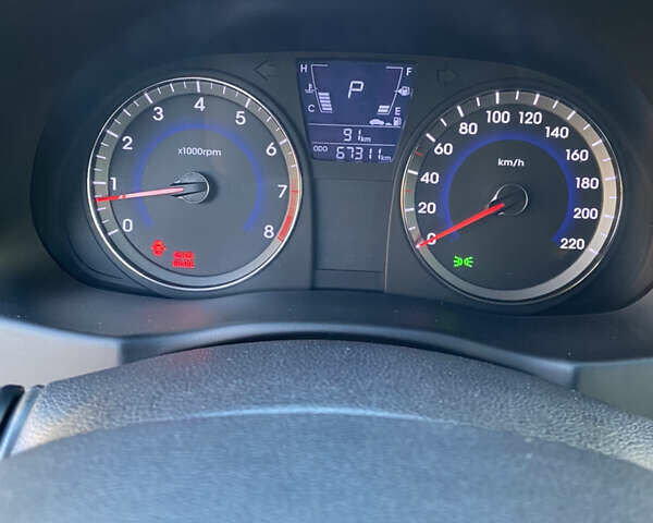Червоний Хендай Акцент, об'ємом двигуна 1.4 л та пробігом 67 тис. км за 9200 $, фото 22 на Automoto.ua