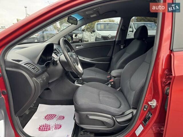 Красный Хендай Акцент, объемом двигателя 1.59 л и пробегом 178 тыс. км за 7700 $, фото 13 на Automoto.ua