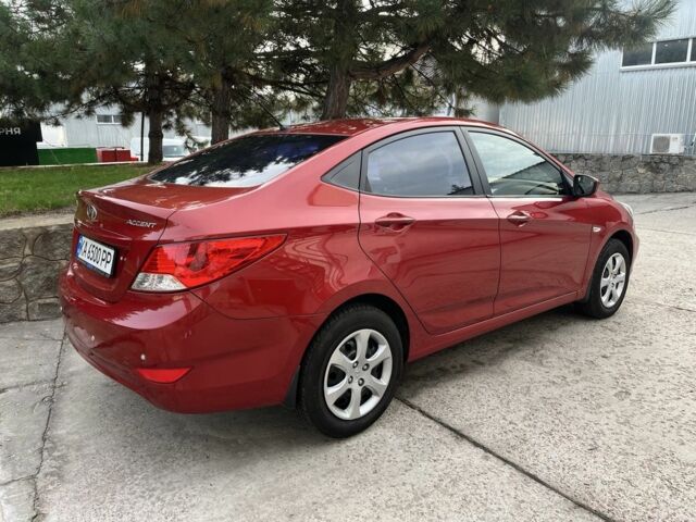 Червоний Хендай Акцент, об'ємом двигуна 1.4 л та пробігом 144 тис. км за 8600 $, фото 2 на Automoto.ua