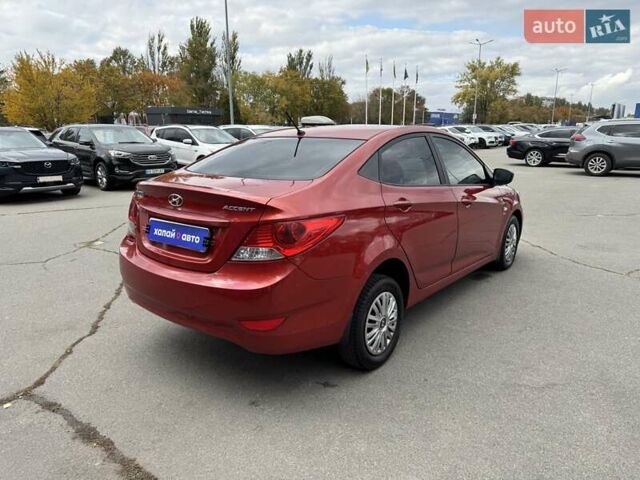 Красный Хендай Акцент, объемом двигателя 1.59 л и пробегом 178 тыс. км за 7700 $, фото 4 на Automoto.ua