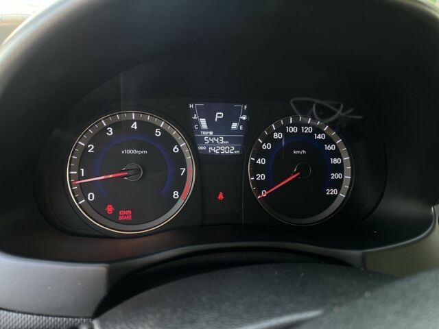 Червоний Хендай Акцент, об'ємом двигуна 1.4 л та пробігом 144 тис. км за 8600 $, фото 6 на Automoto.ua