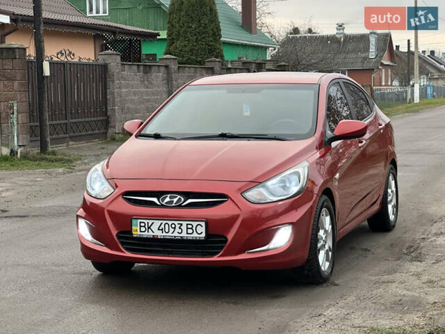 Красный Хендай Акцент, объемом двигателя 1.6 л и пробегом 81 тыс. км за 9200 $, фото 21 на Automoto.ua