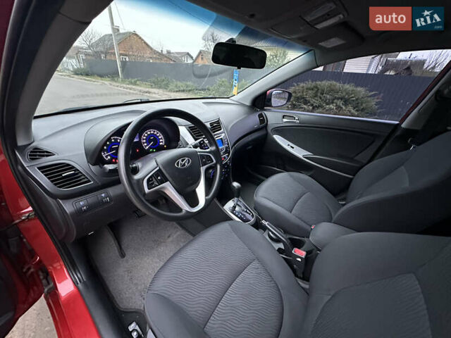 Красный Хендай Акцент, объемом двигателя 1.6 л и пробегом 81 тыс. км за 9200 $, фото 55 на Automoto.ua