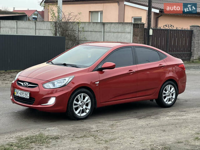Красный Хендай Акцент, объемом двигателя 1.6 л и пробегом 81 тыс. км за 9200 $, фото 18 на Automoto.ua