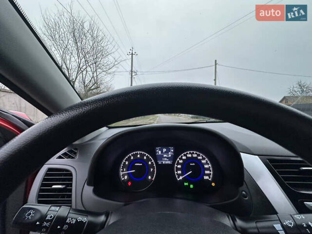 Красный Хендай Акцент, объемом двигателя 1.6 л и пробегом 81 тыс. км за 9200 $, фото 60 на Automoto.ua